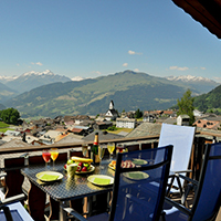 Aussicht vom Balkon der Ferienwohnung Casa Ansiel in Falera